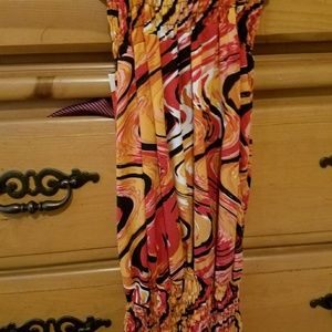 Multicolor tank with elastic at the top and bottom